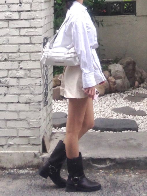 MATIN KIM ストラップバッグ DOUBLE BELTED STRAP MINI BAG