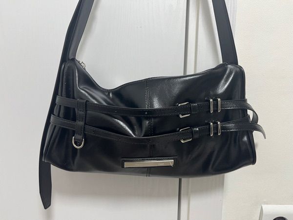 ★MATIN KIM ★DOUBLE BELTED STRAP MINI BAG MUSINSA | MATIN KIM DOUBLE BELTED STRAP MINI BAG IN BLACK