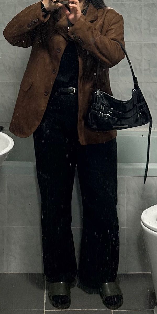 【Matin Kim】 DOUBLE BELTED STRAP MINI BAG ★追跡可 MATIN KIM ストラップバッグ DOUBLE BELTED STRAP MINI BAG