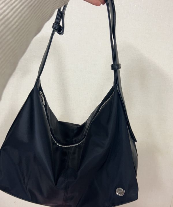 ショルダーバッグ・ポシェット ANEDIT Daily Nylon Hobo BagBlack AN24SA9004BK ANEDIT Daily Nylon Hobo BagBlack AN24SA9004BK