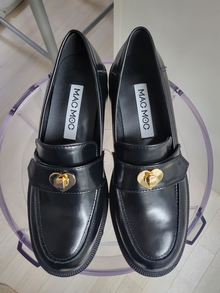 【MAC MOC】 Kanga ハート モカシン ローファー☆韓国の人気 MACMOC Kanga Heart Lovely Natural Leather Moccasin Loaf