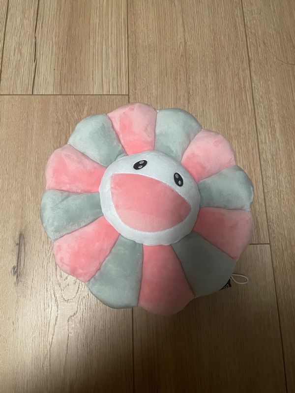 村上隆×BLACKPINK Flower Pillow (pink/grey) MUSINSA | TAKASHI MURAKAMI X BLACKPINK Takashi Murakami +