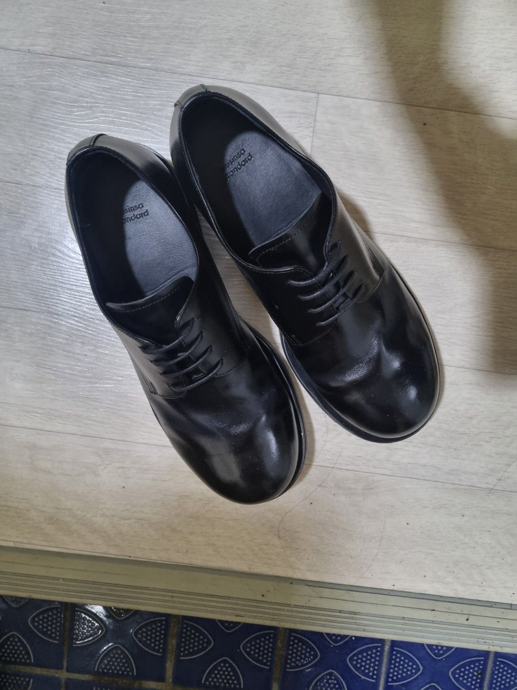 MUSINSA STANDARD ラウンドダービーシューズ MUSINSA公式 | MUSINSA STANDARD Round Derby Shoes_Black