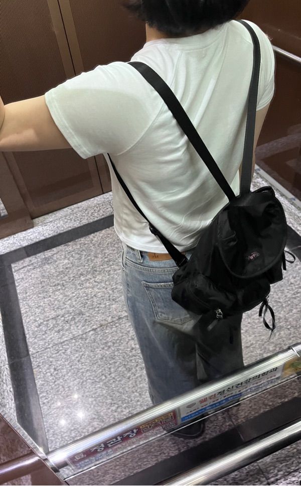 MUSINSA公式 | fennec BERRY POCKET BACKPACK - SILVER