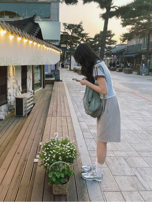 [AEAE]ATHLETE STRIPE HALF T-SHIRTS 【SKYBLUE】(スカイブル MUSINSA | AEAE ATHLETE STRIPE HALF T-SHIRTS [SKYBLUE]