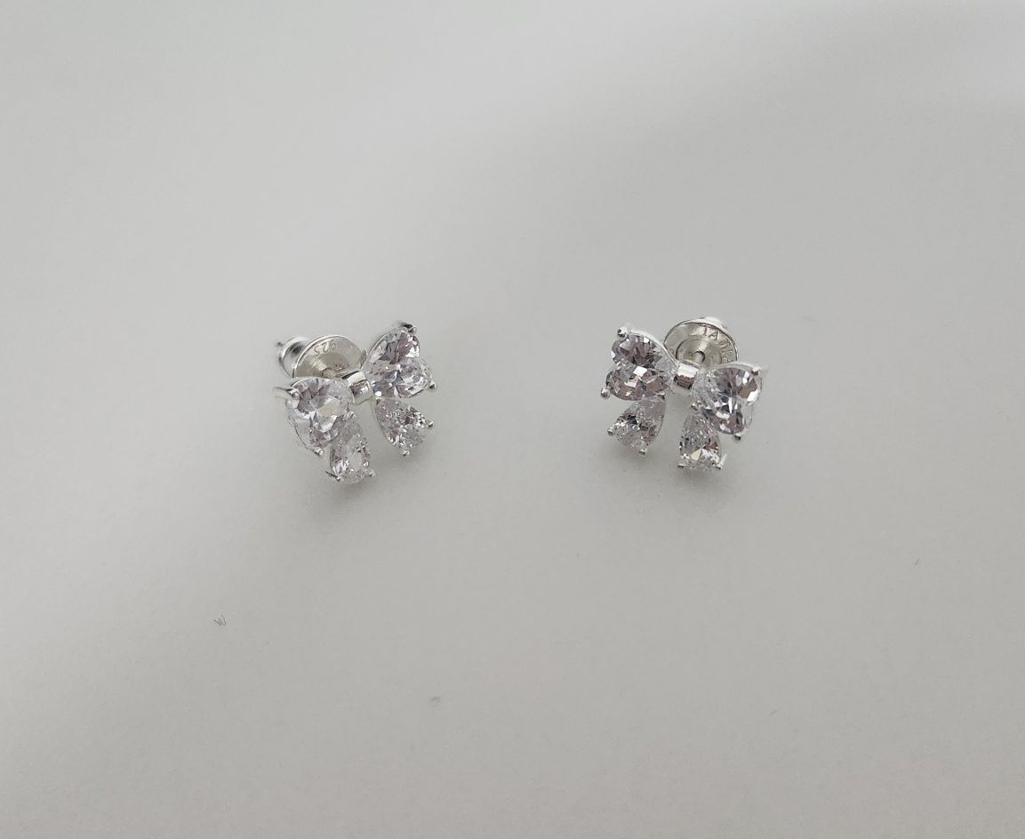 【TATIANA】Twinkle Butterfly Ribbon Earring EC3088〜ピアス TATIANA】Twinkle Butterfly Ribbon Earring EC3088〜ピアス