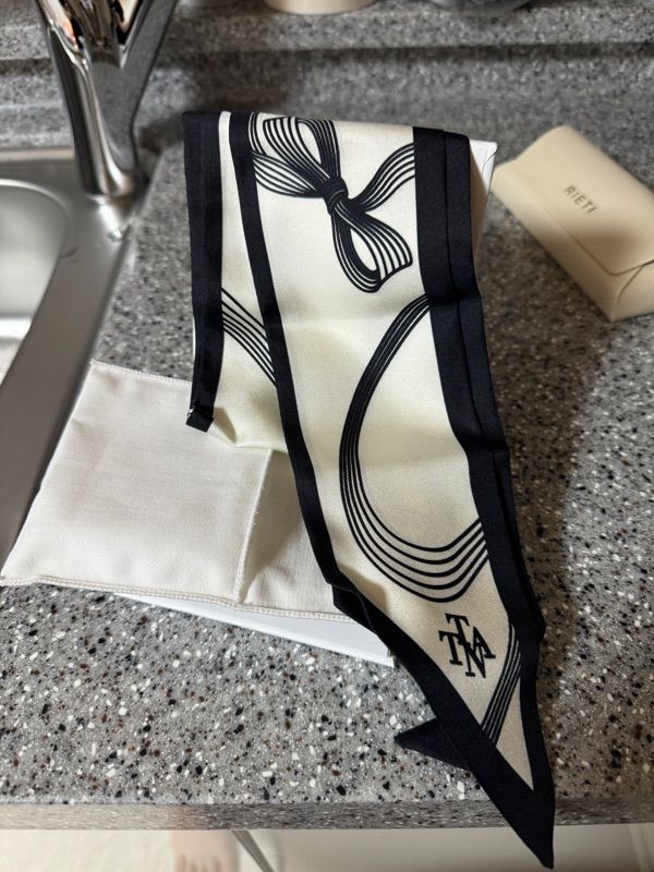 MUSINSA | TATIANA Connect Ribbon Twilli Silk Scarf SF2903