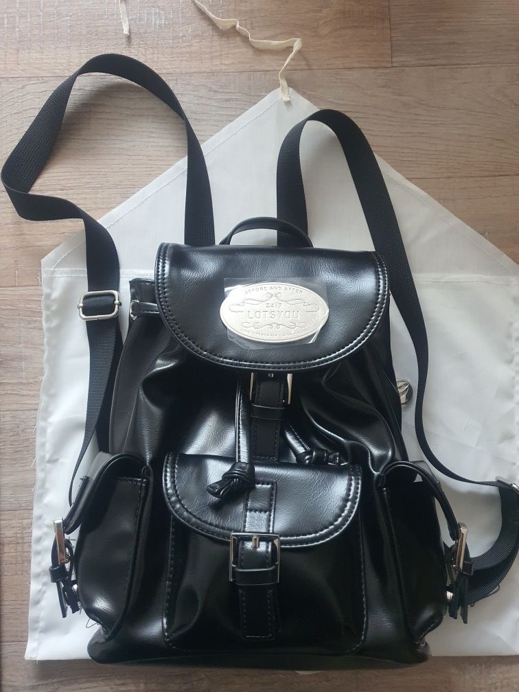MUSINSA | LOTSYOU Nostalgia chubby Backpack Leather Black