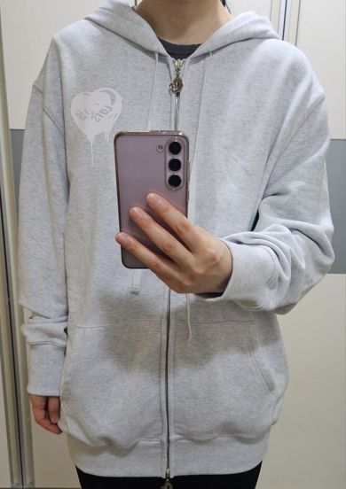 MUSINSA | LOTSYOU Melting Heart Candy Zip-up Hoodie Light Gray