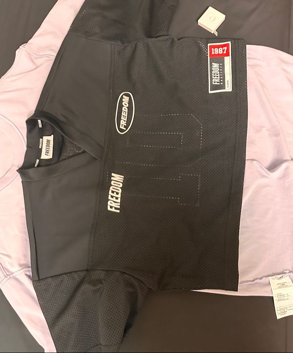 MUSINSA | FREEDOM Womens Crop Rugby Jersey_2color