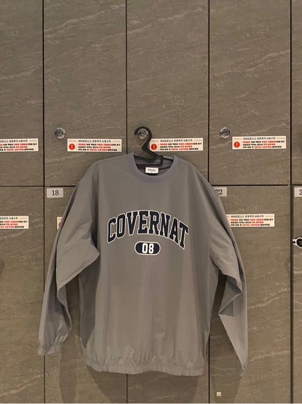 スウェット・トレーナー COVERNAT College Tech Nylon Man to Man Charcoal Carhartt Men's Carbon Heather Midweight Crewneck Sweatshirt