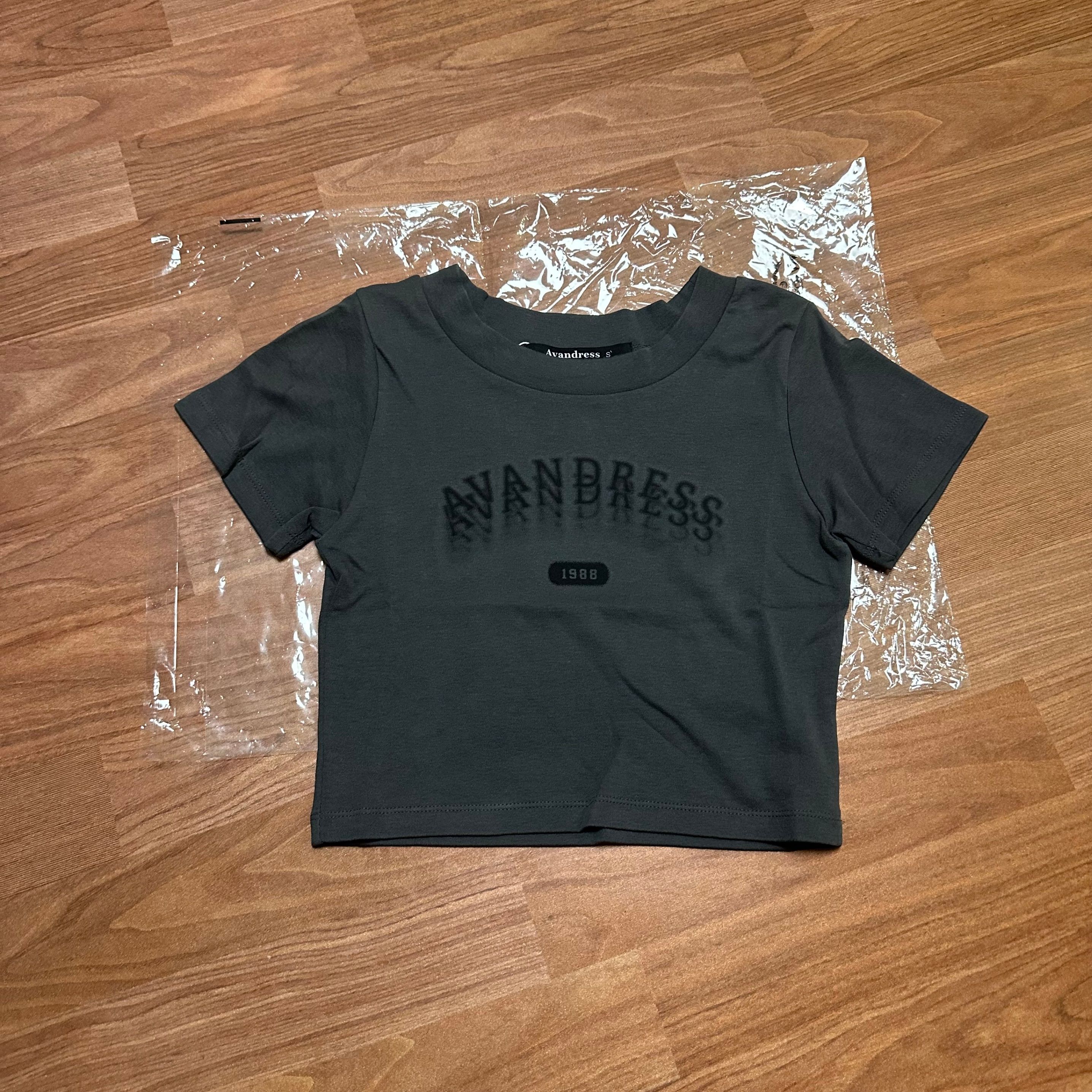 [AVANDRESS] ★24SS★Shake It T-shirt - 4COL MUSINSA | AVANDRESS Shake It Crop T-shirt - 3COL