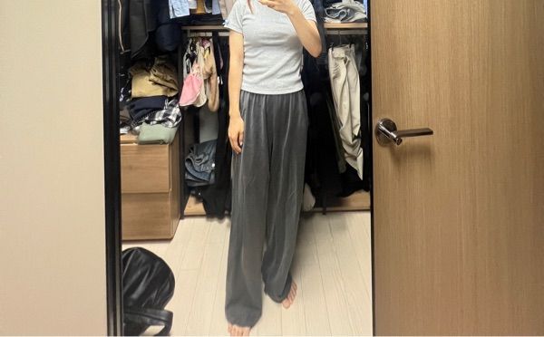 [RONRON] ★24SS★ROSE RIBBON POINT SLIM CROP T SHIRT MUSINSA | RONRON ROSE RIBBON POINT SLIM CROP T SHIRT BLACK
