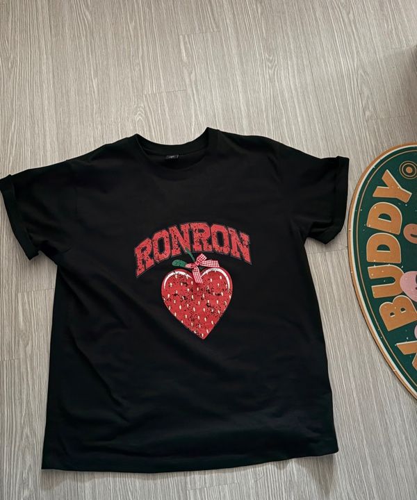 MUSINSA | RONRON STRAWBERRY RIBBON BASIC FIT T SHIRT WHITE PINK