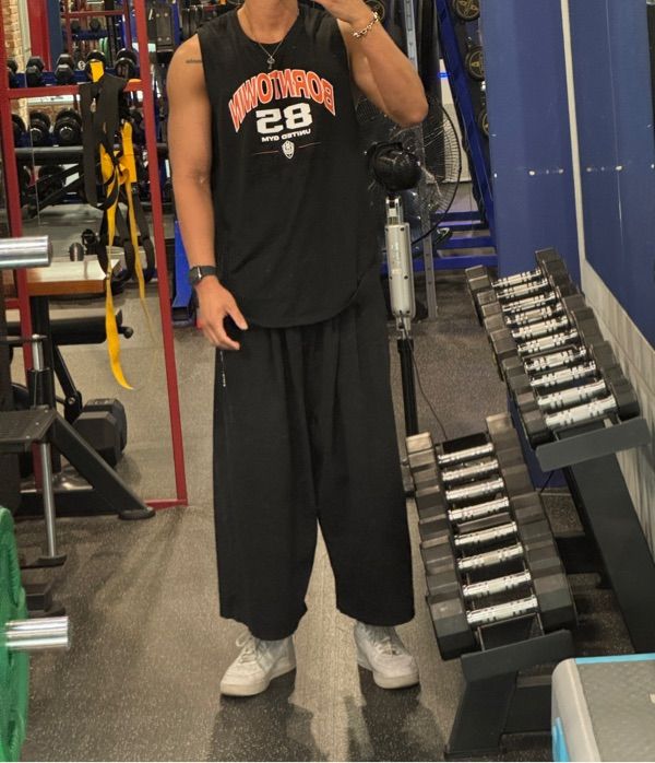 ★2024SS新作★BORN TO WIN★85 GYM COMFORT FIT SLEEVELESS MUSINSA | BORN TO WIN 85 GYM COMFORT FIT SLEEVELESS [BLACK]