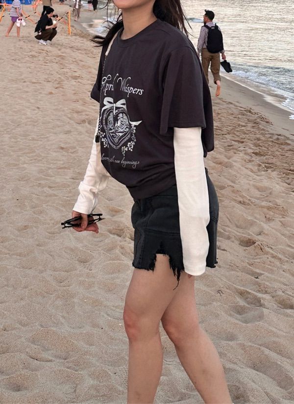 ★LETTER FROM MOON ★APRIL WHISPER OVERSIZED FIT T-SHIRT Letter from Moon] April Whisper Oversized Fit Short Sleeve T
