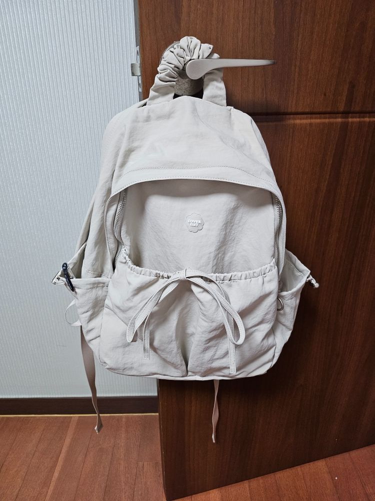 MUSINSA公式 | COVERNAT Clover Heart Shirring Nylon Backpack