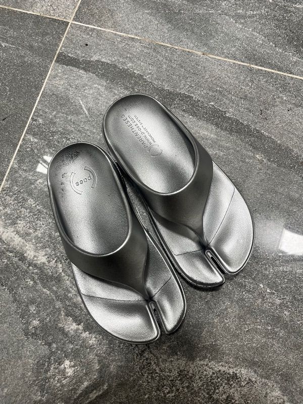 【paes】PAES FLIPFLOP Designer fashion, Seoul-fully created | W Concept