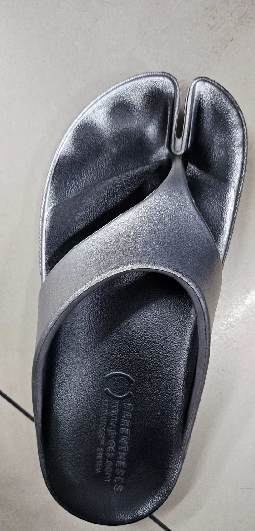 MUSINSA | PAES Flip Flop 01 / Silver