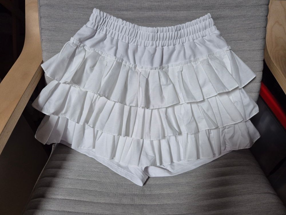 MUSINSA | LUV IS TRUE RT FRILL PANTS(WHITE)