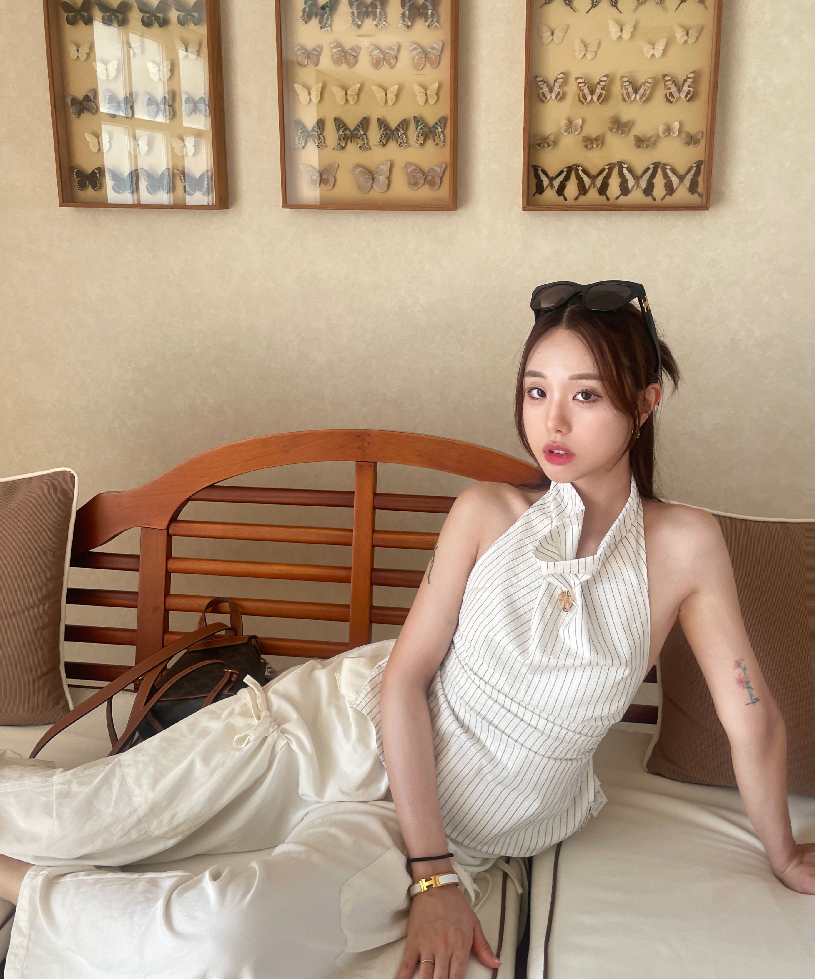 ★SCULPTOR★ Drape Backless Halter Top Coquette White SC24S2 MUSINSA | SCULPTOR Drape Backless Halter Top Coquette White