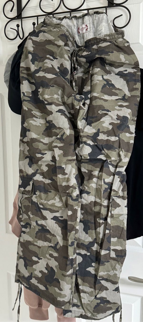 MUSINSA | SCULPTOR Camo Linen Cargo Jogger Pants Forest