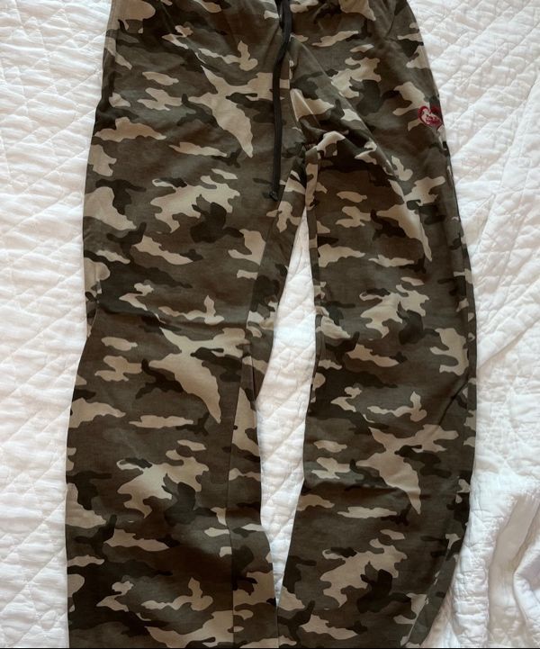 MUSINSA | SCULPTOR Heaven Camo Sweatpants Forest