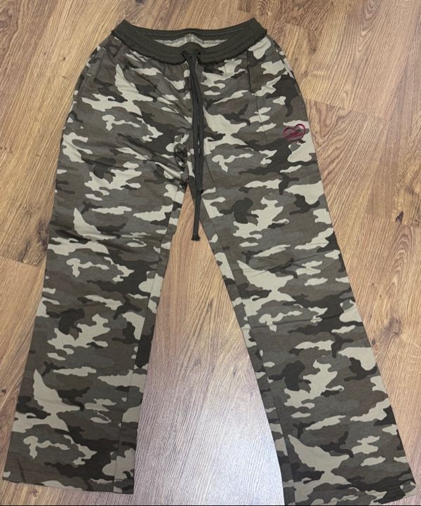 MUSINSA | SCULPTOR Heaven Camo Sweatpants Forest