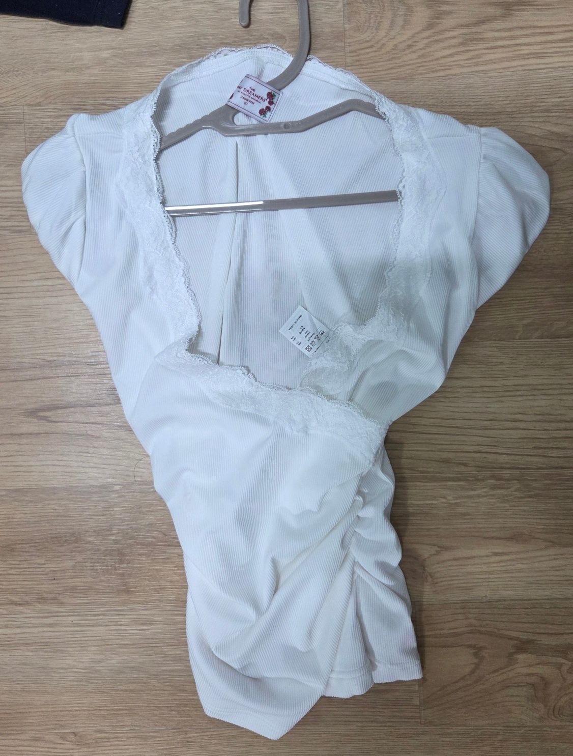 MUSINSA | SCULPTOR Lace Trim Wrap Tee White