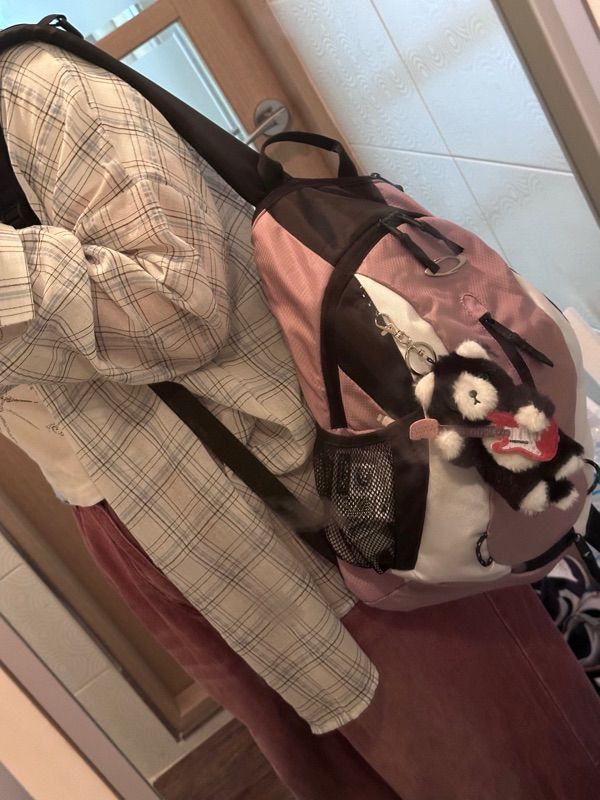バックパック・リュック NOI1233 Multi Logo Backpack Pink MUSINSA公式 | NOIAGO NOI1233 Multi Logo Backpack (Pink)