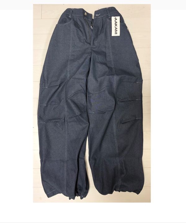 MUSINSA | AAKAM 98 Printed Knee Pin-tuck Denim Pants (Blue)