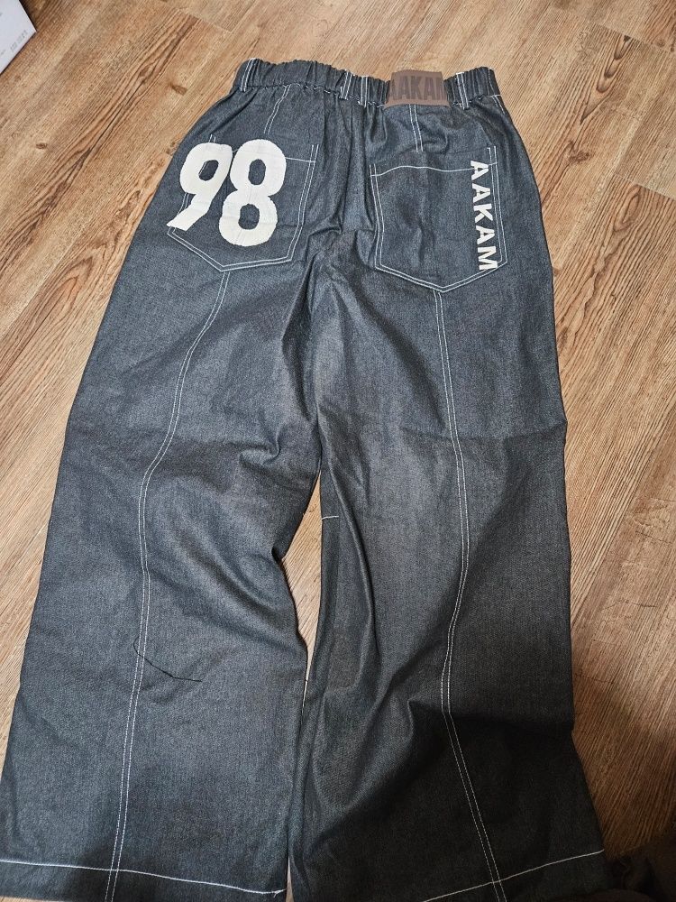 AAKAM Denim Pants (Black) 最終値下げ MUSINSA | AAKAM 98 Printed Knee Pin-tuck Denim Pants (Black)