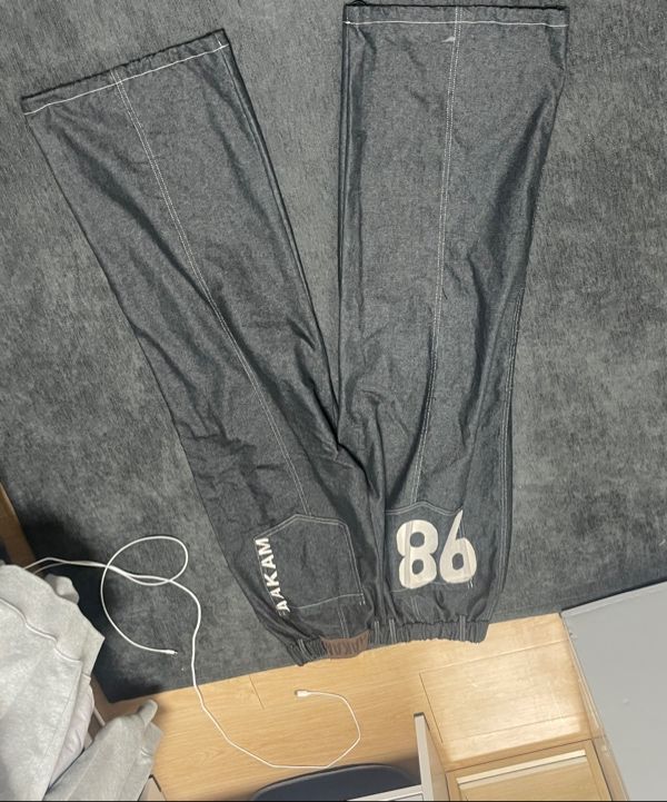 MUSINSA公式 | AAKAM 98 Printed Knee Pin-tuck Denim Pants (Black)