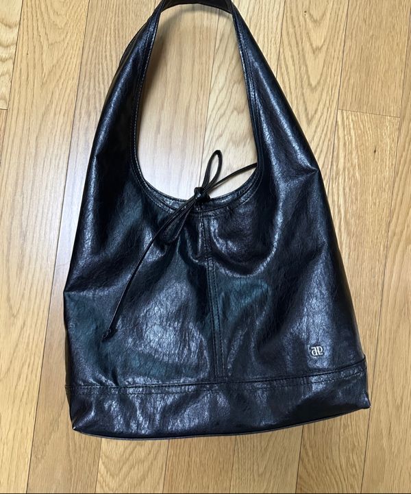 MUSINSA | DEPOUND Pinoback Hobo [Black]