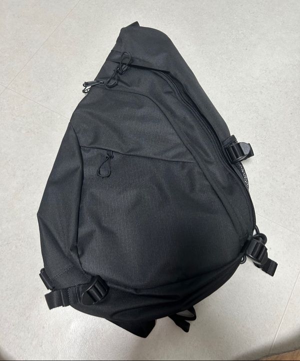 MUSINSA | MUSINSA STANDARD Ripstop Utility Sling Bag [Black]