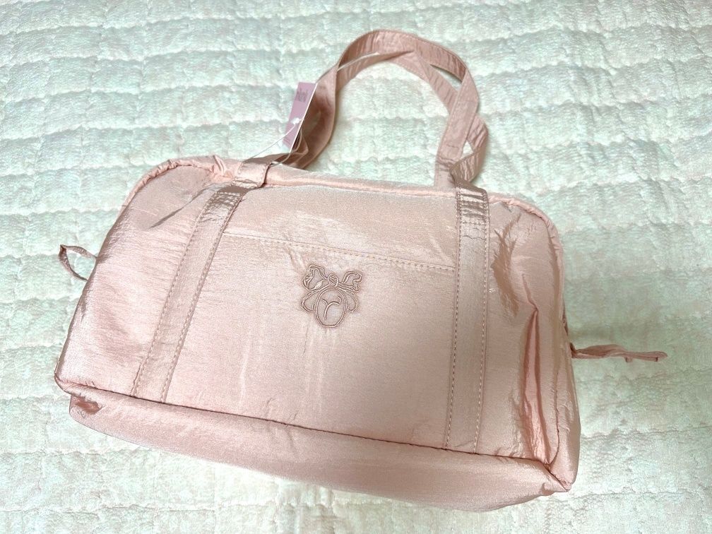 ★送料・関税込★ROLAROLA★ROLA RIBBON DUFFLE BAG★バッグ★ Designer fashion, Seoul-fully created | W Concept