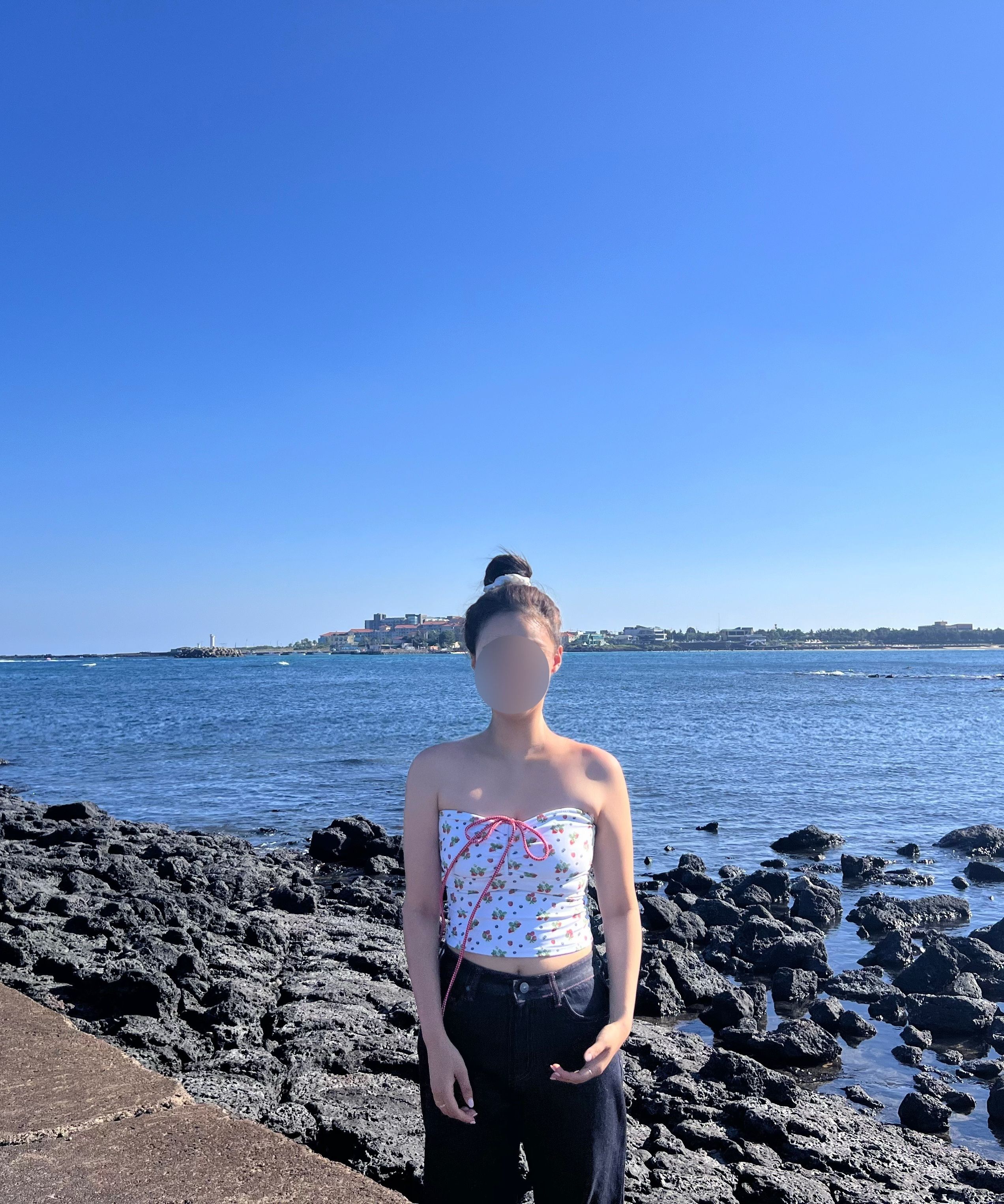 MUSINSA公式 | GLOWNY BANDEAU SWIM TOP (MIX BERRY)