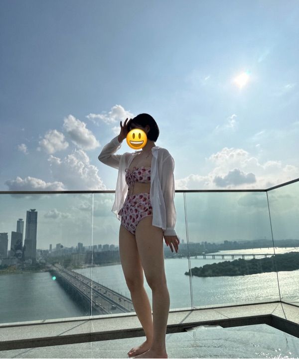 ★GLOWNY★SKIRTED BIKINI BOTTOM (STRAWBERRY MILK)★正規品 GLOWNY SKIRTED BIKINI BOTTOM (STRAWBERRY MILK) – SeoulSeoul
