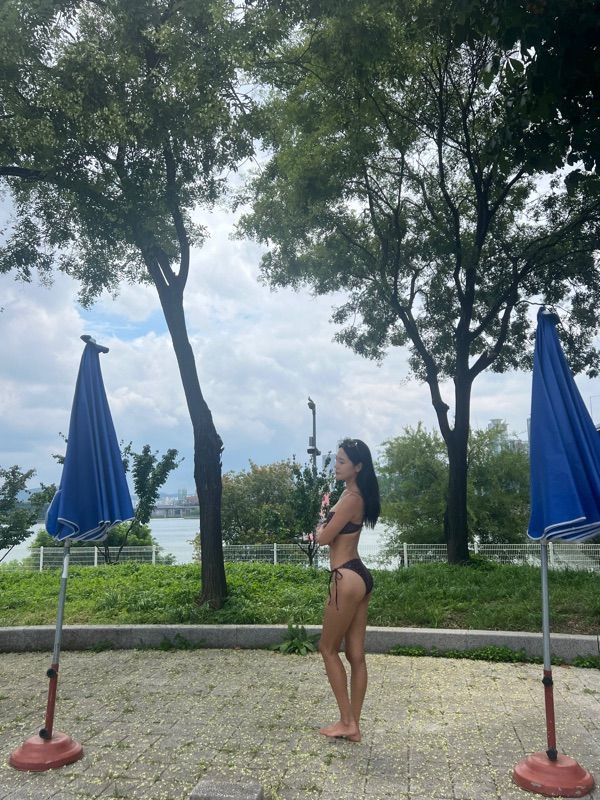 MUSINSA | GLOWNY FARFALLE BIKINI TOP (CHOCOLATE)