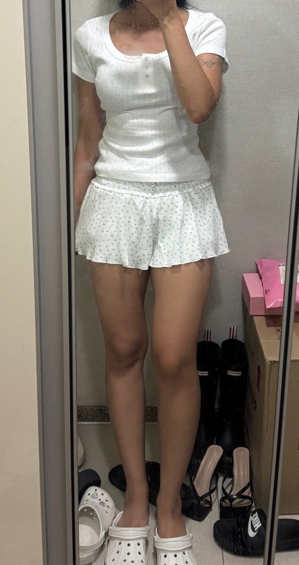 MUSINSA | GLOWNY PROVINCE EYELET SHORTS (CREAM BLOOM)