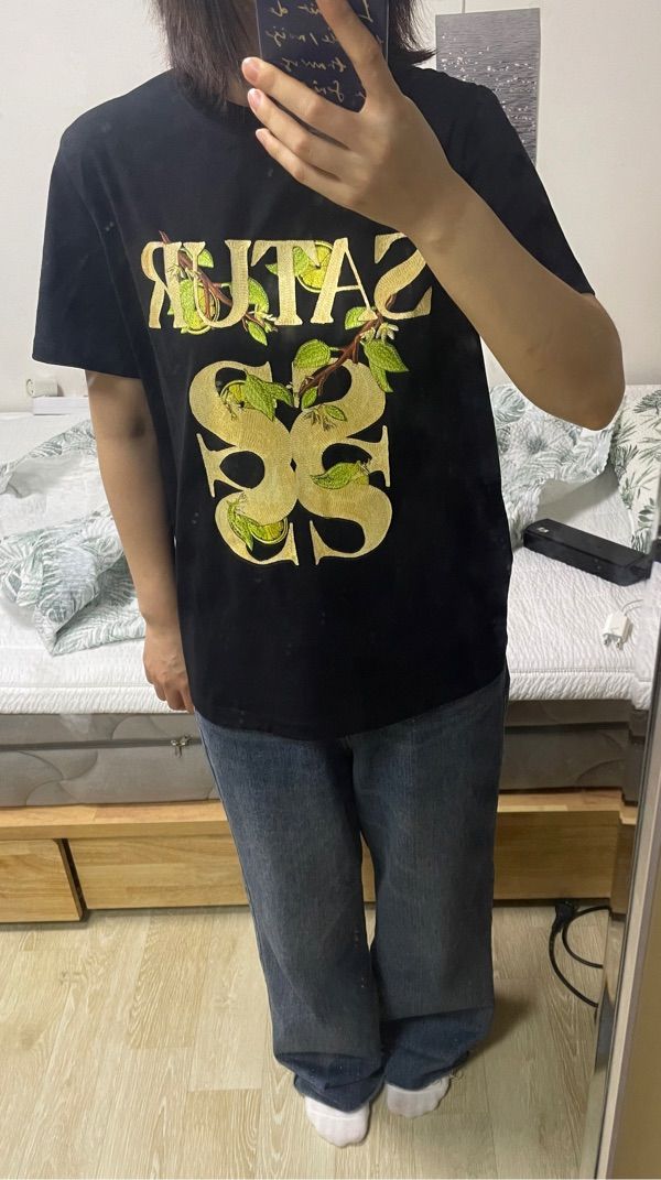 ★送料・関税込★SATUR★Apero Leaf Graphic T-Shirt★ MUSINSA | SATUR (W) Apero Leaf Graphic Short Sleeve T-Shirt