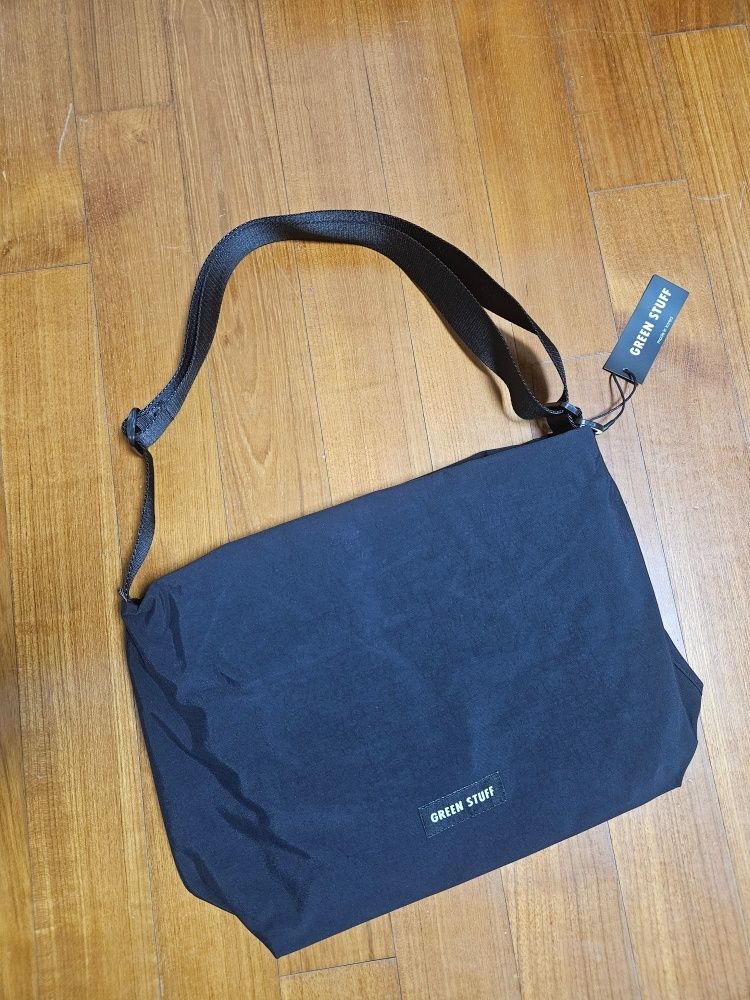 ショルダーバッグ・ポシェット GREEN STUFF Multi-moon cross bag black L MUSINSA | GREEN STUFF da moon cross bag - black L