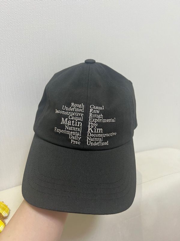 MUSINSA公式 | MATIN KIM KEYWORD LETTERING BALL CAP IN CHARCOAL