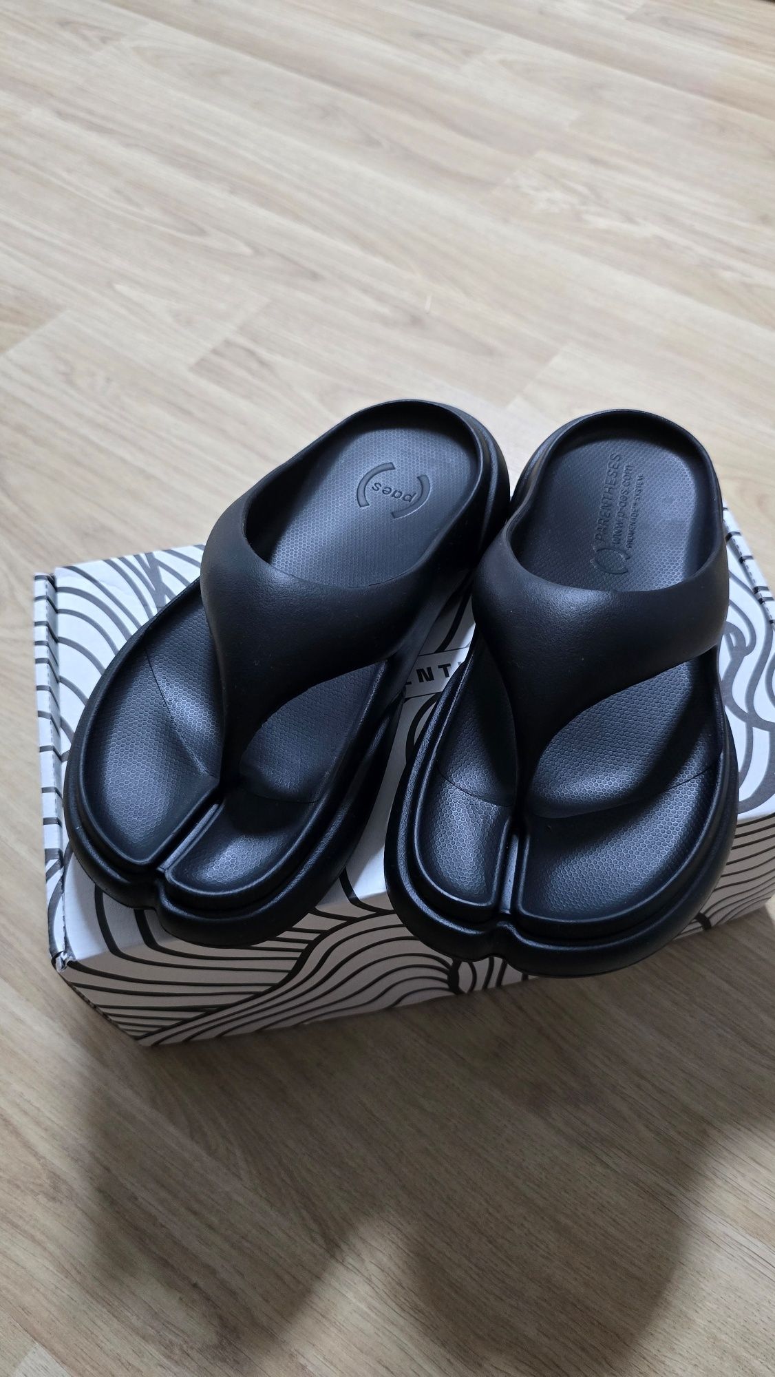 MUSINSA | PAES Flip Flop 02 / Black