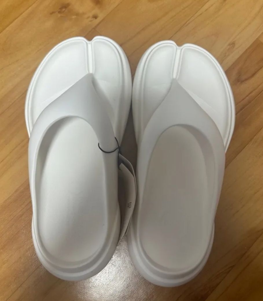MUSINSA | PAES Flip Flop 02 / White
