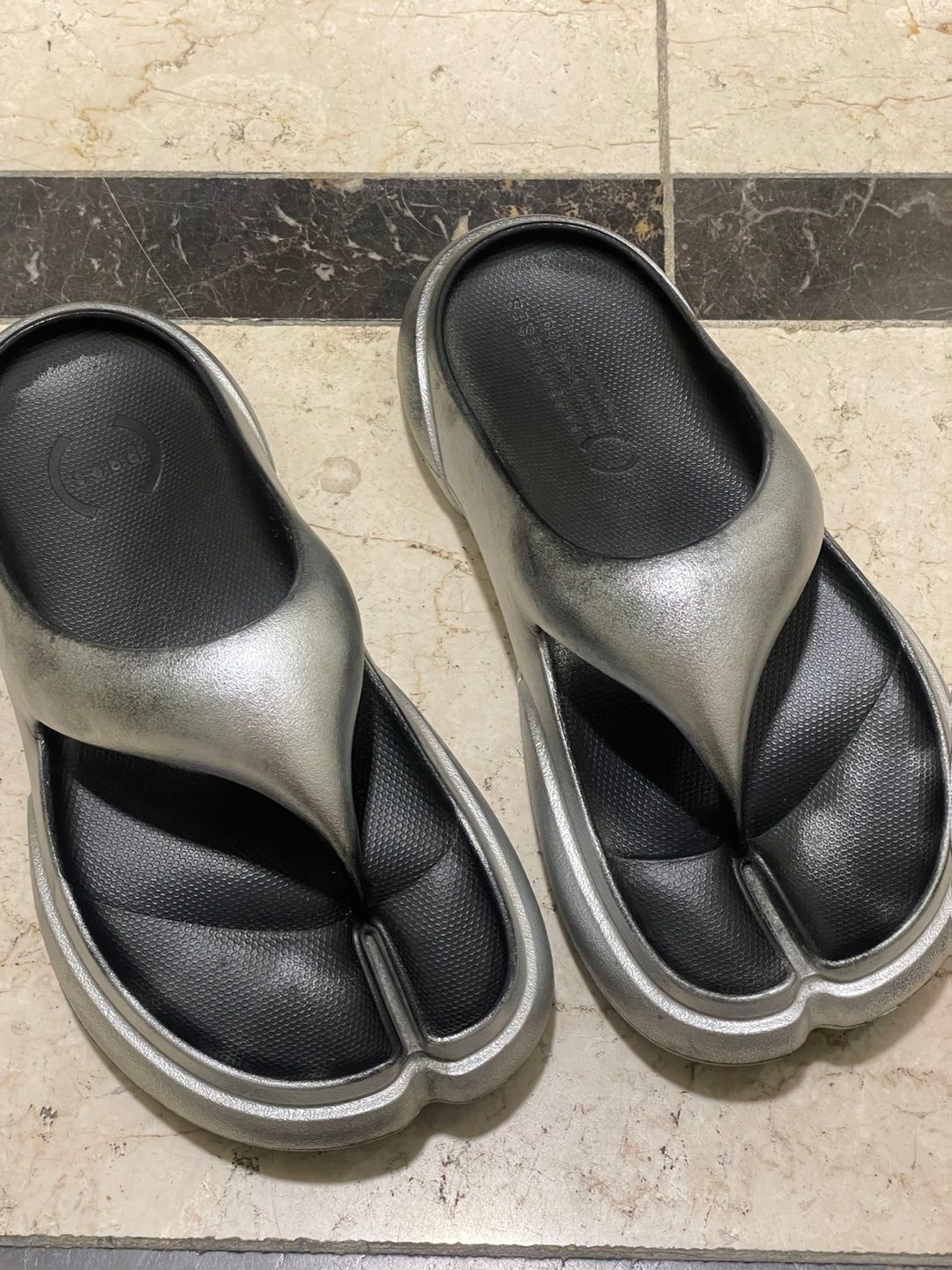 MUSINSA | PAES Flip Flop 02 / Silver