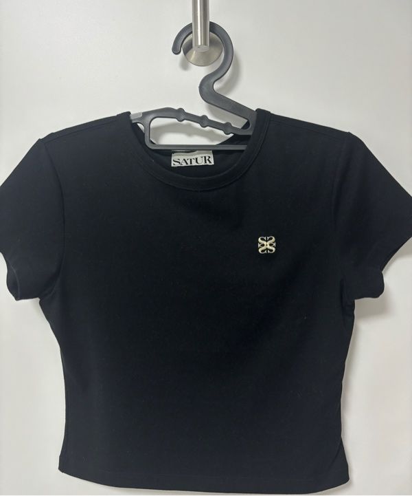 MUSINSA公式 | SATUR (W) Essential Basic Logo Short-Sleeved T