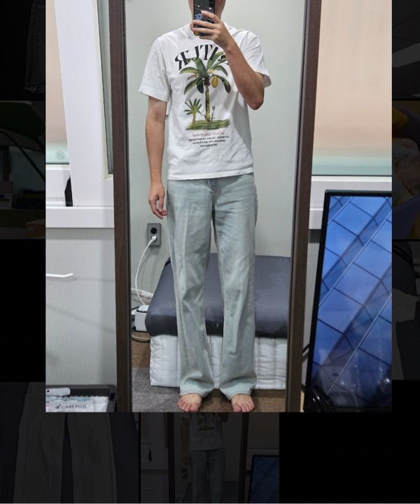 ★韓国の人気★【SATUR】★Banana Tree Graphic T-Shir.t★ SATUR | 세터 | (W) 바나나 트리 그래픽 반팔 티셔츠 세라돈 민트