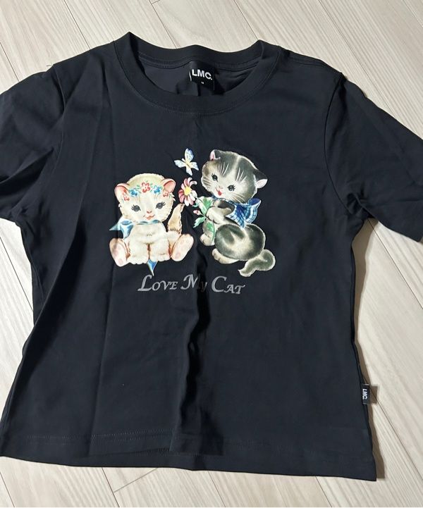 [ LMC]★24SS★韓国人気★WM LOVE MY CAT CROPPED TEE 631d74071098b5f2f4547b9cc0f71e