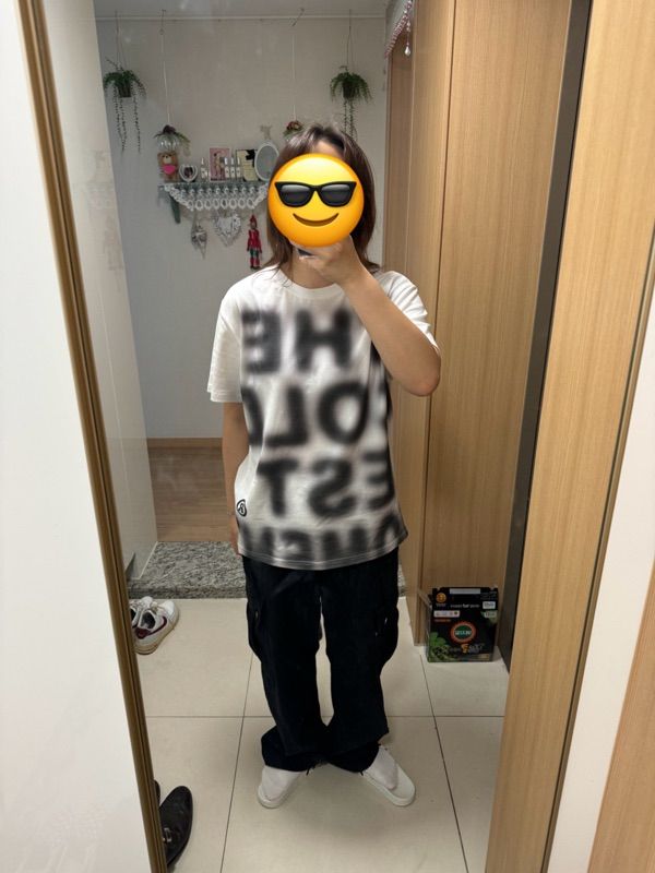 MUSINSA公式 | THE COLDEST MOMENT TCM blur logo T (white)